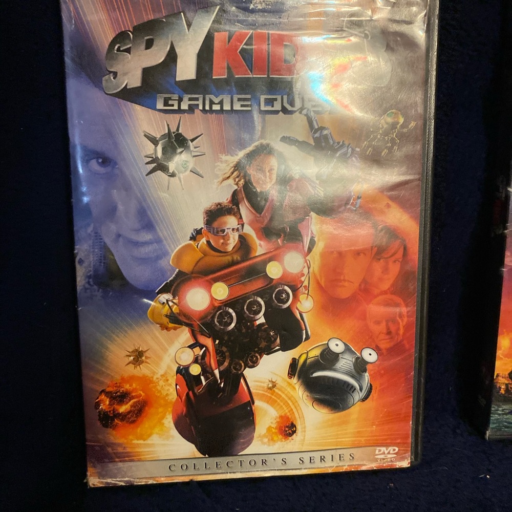 DVD bundle - Picture 2 of 7